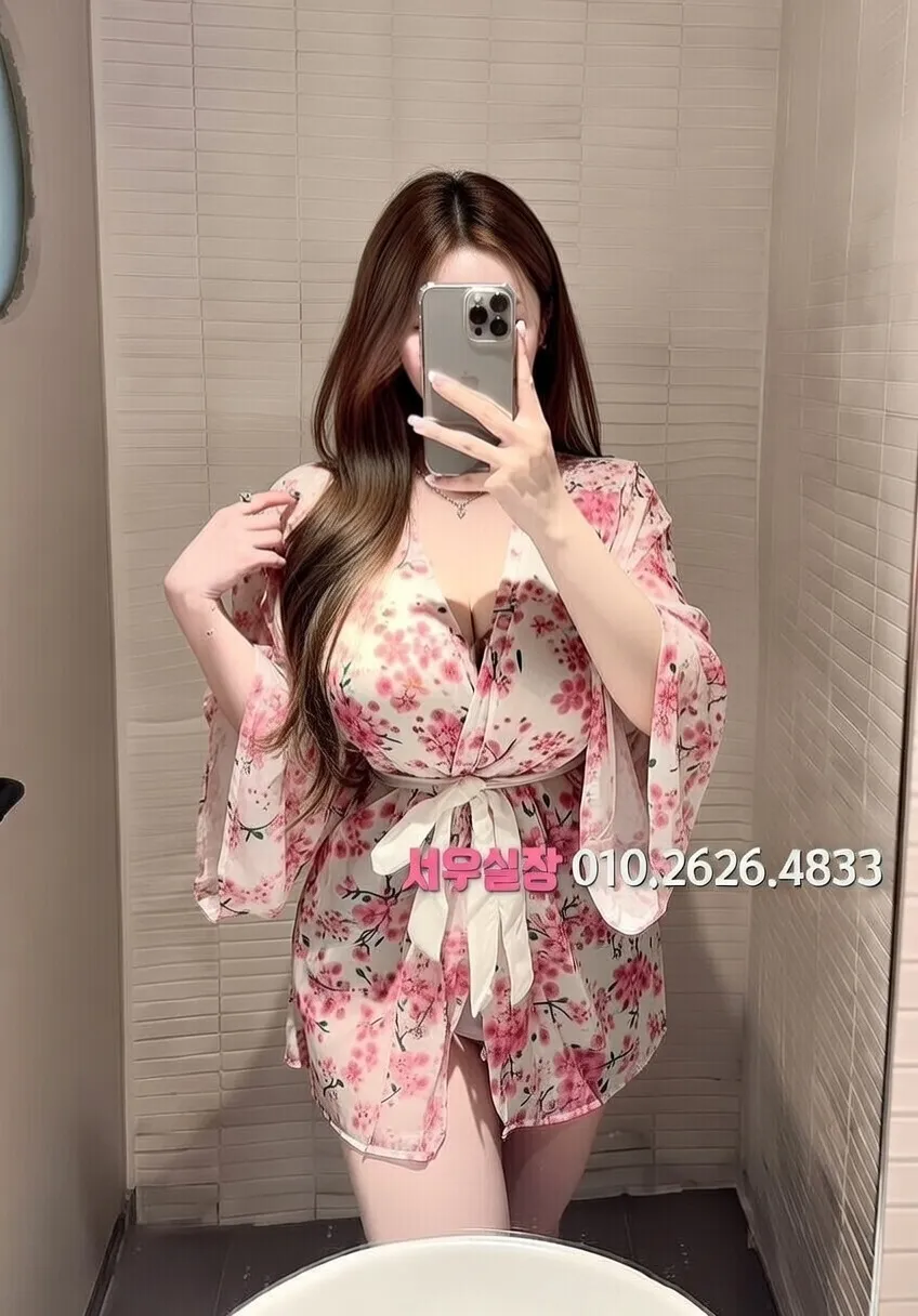 율량동 다국적노래방 프리미엄 라인업 2번 프로필